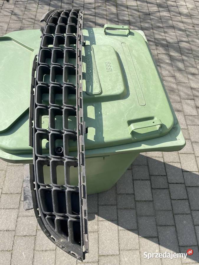 Sprzedam przednią atrapę do Opla Corsy śląskie
