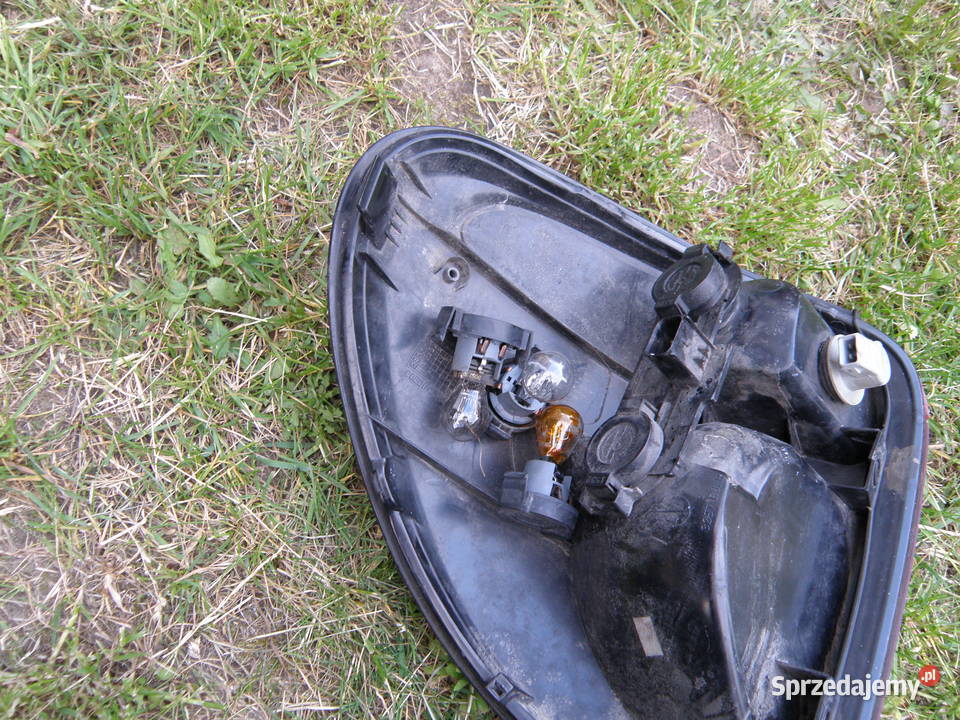 Lampa tylna prawa Chrysler Voyager IV 00 Dodge małopolskie Kraków
