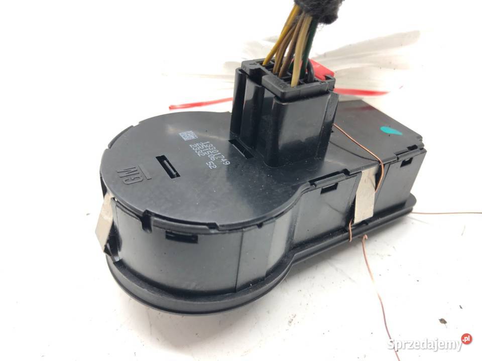 WŁĄCZNIK ŚWIATEŁ CHEVROLET CRUZE 13301749 osobowe