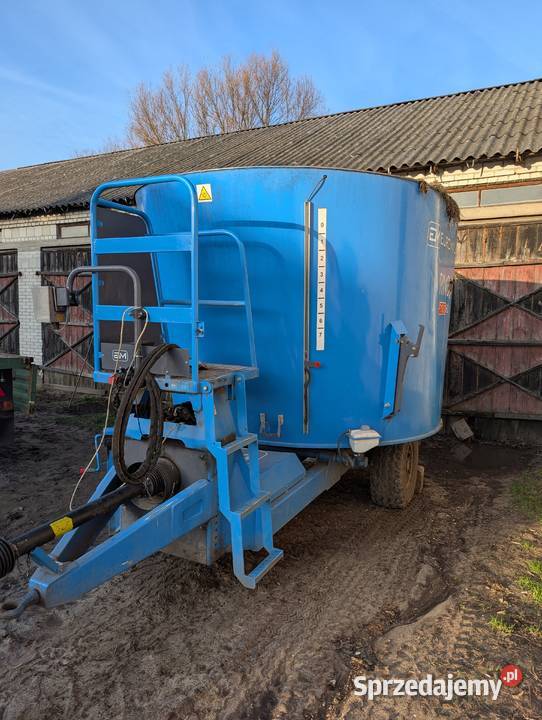 Sprzedam wóz paszowy euromilk 10 m3 Obryte