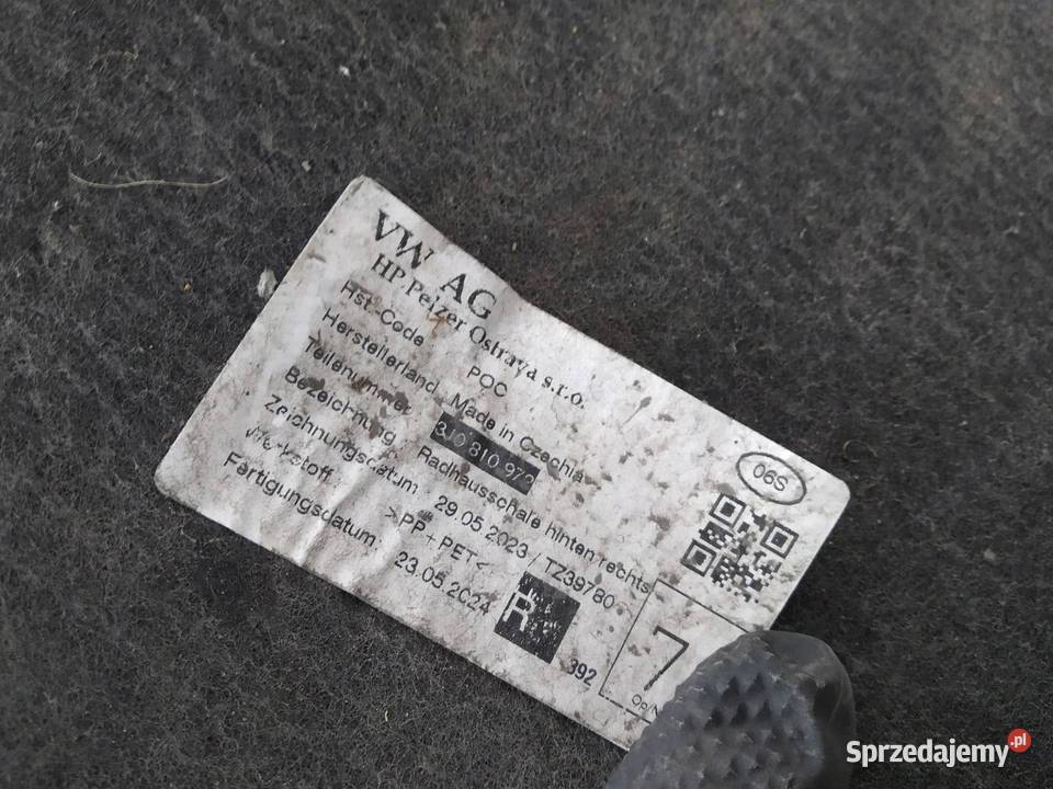 NADKOLE PRAWY TYŁ HB 3J0810972 Skoda Superb IV sprzedam