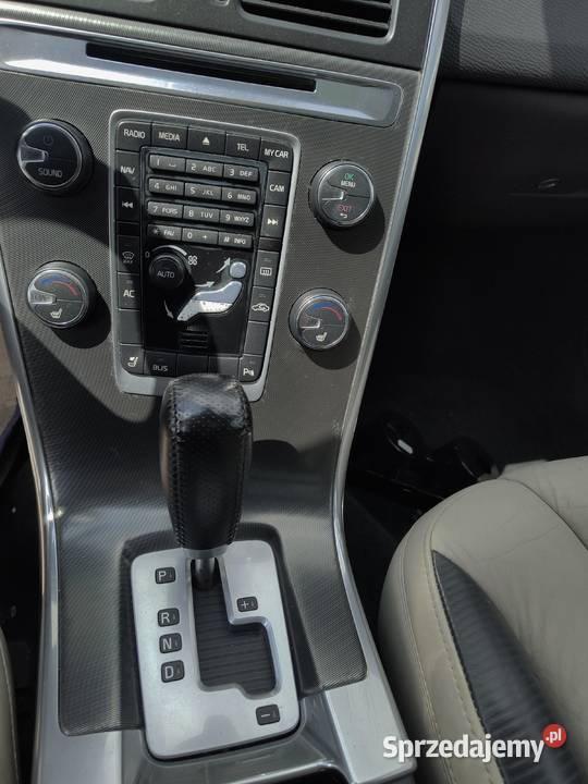 VOLVO XC60 T6 305 AWD DO LPG SILNIK SKRZYNIA