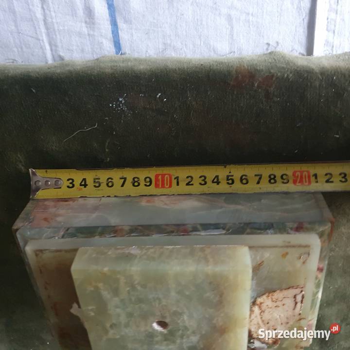 Kamienne elementy podstawy sjenit