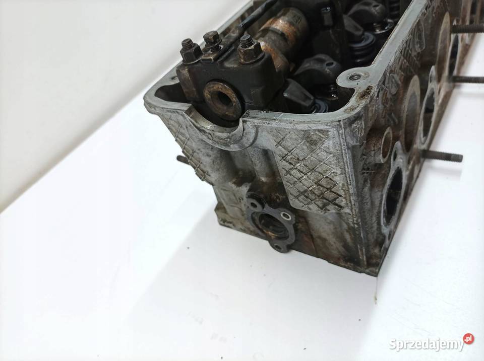 GŁOWICA KOMPLETNA 1743987 19 8V Bmw Seria 3 IV