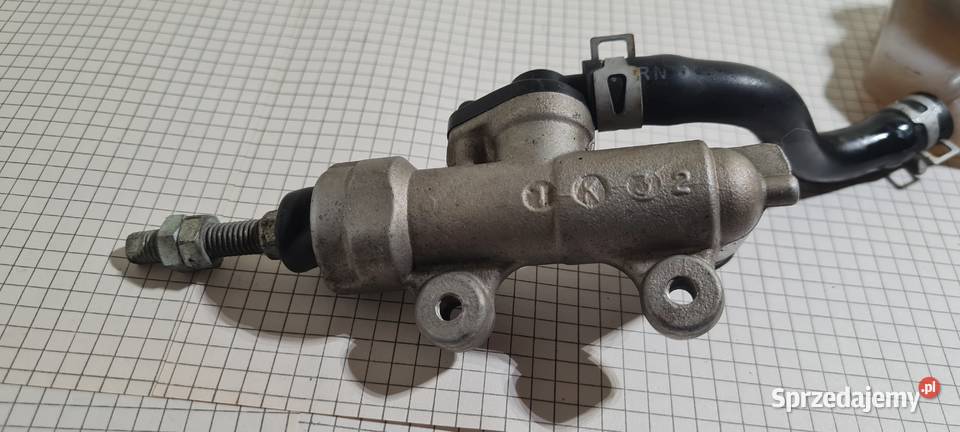 Suzuki GSXR 1000 pompa hamulcowa tył zbiorniczek