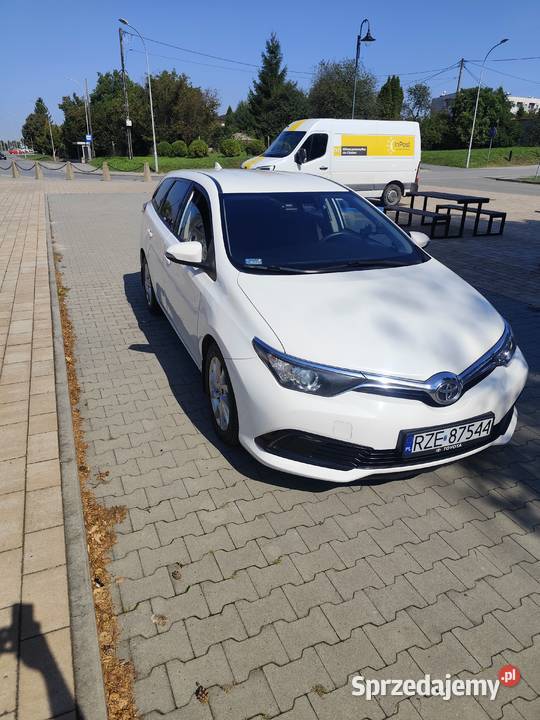 Toyota Auris II Auris Boguchwała