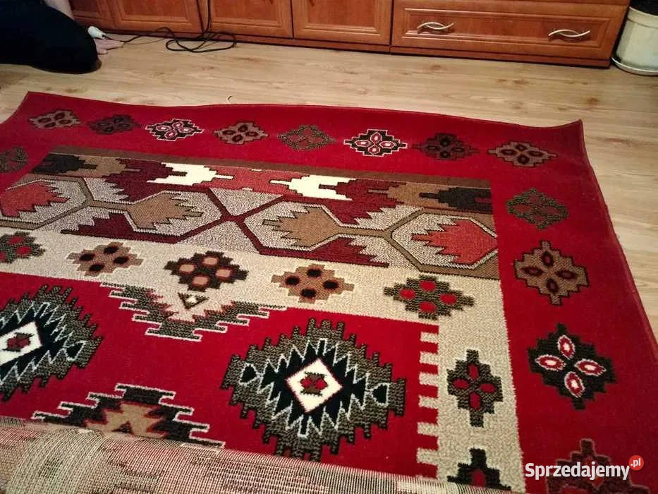 Dywan duży wym dł 260 szer 180 okazja Żnin