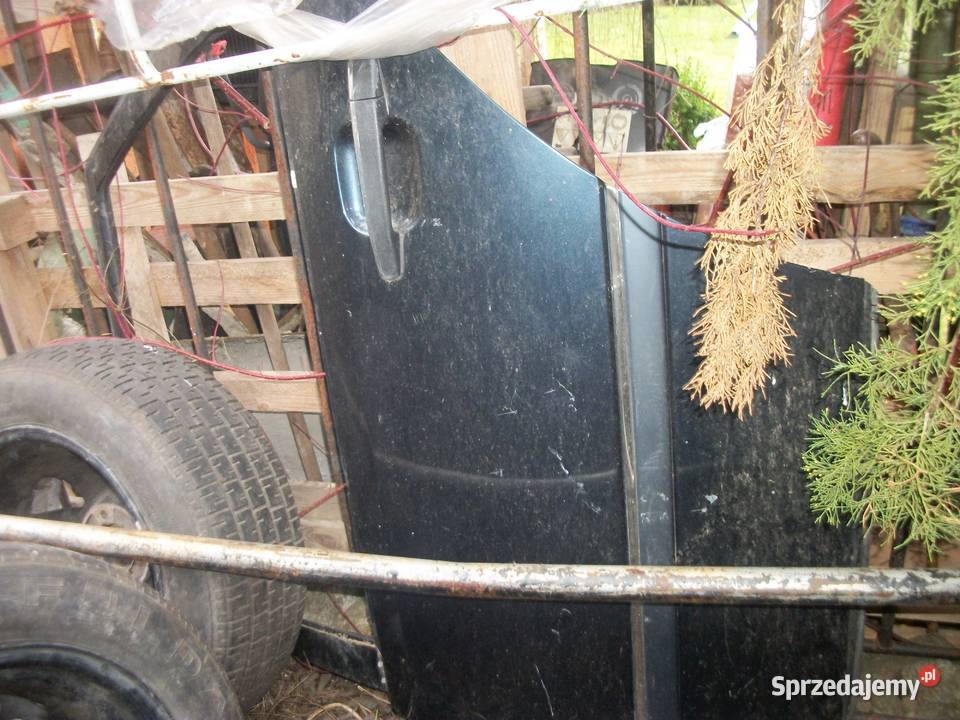 Mercedes w 202 drzwi tył strony kierowcy Szczecin sprzedam