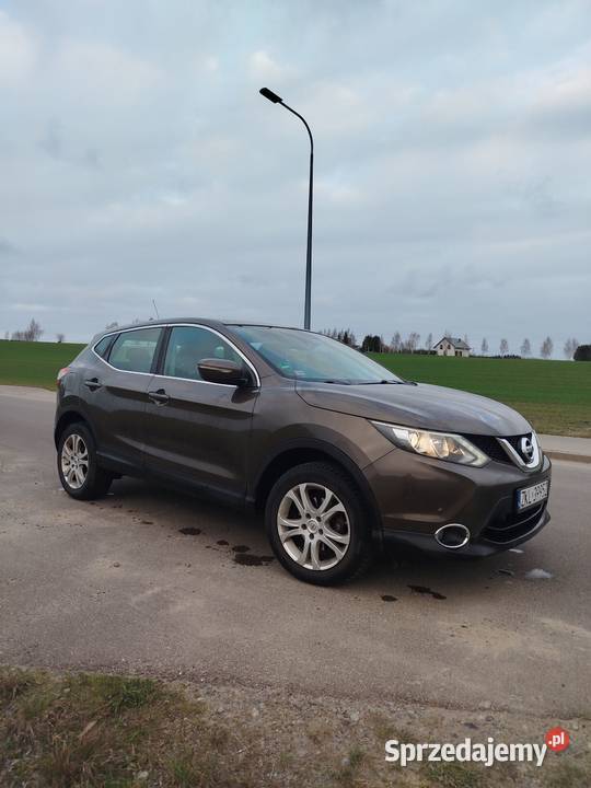 Nissan Qashqai 12 Benzyna 116 2014r Ustronie Morskie