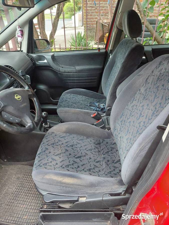 Zafira bez rdzy z Włoch Lublin