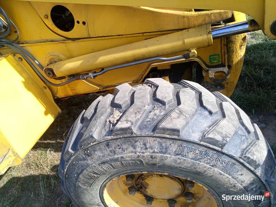 KoparkoŁadowarka KOMATSU WB140 Czestków B