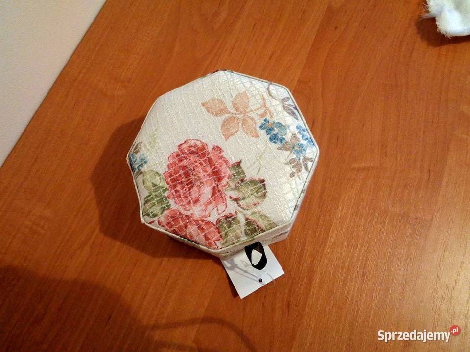 Kuferek na biżuterie biały Toruń