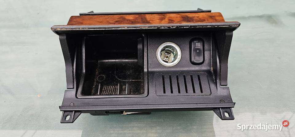 Schowek popielniczkaelegance mercedes w210 osobowe Zbąszyń