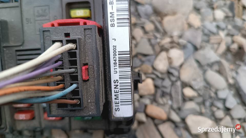 U118470002J 9650618580 Skrzynka bezpieczników osobowe Radłów
