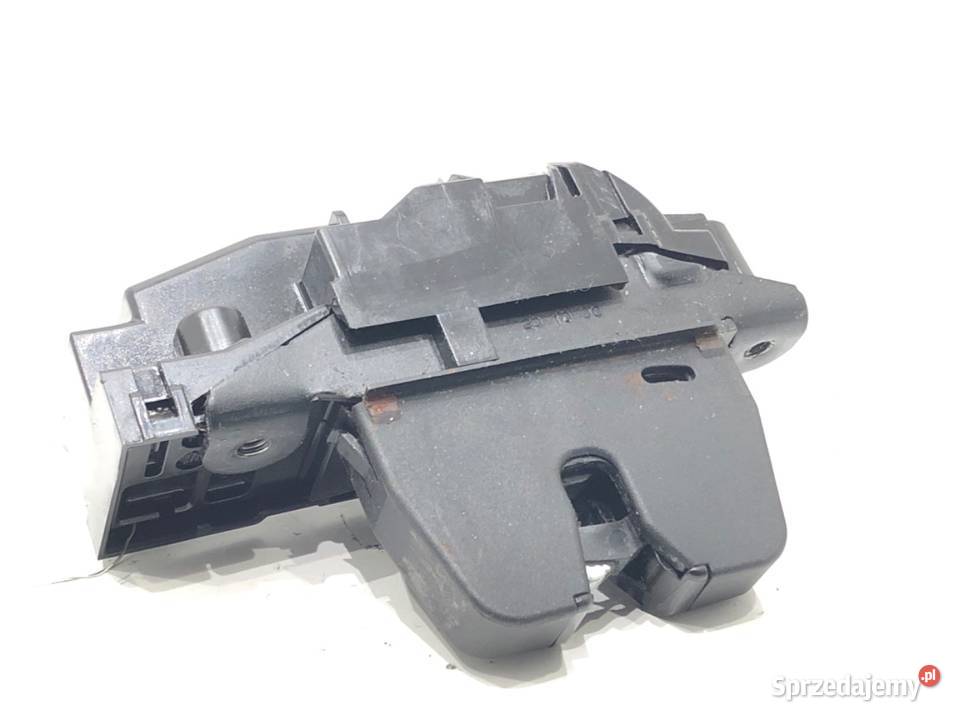 ZAMEK KLAPY TYŁ PEUGEOT 308 I Hatchback