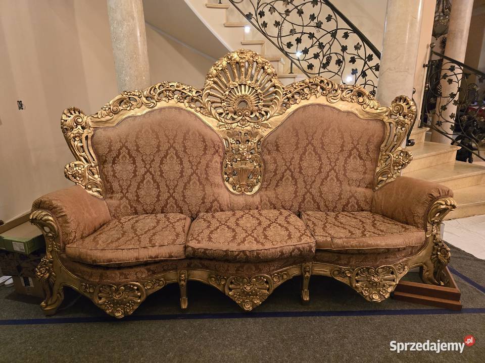Luksusowa kanapa zdobiona złota Warszawa