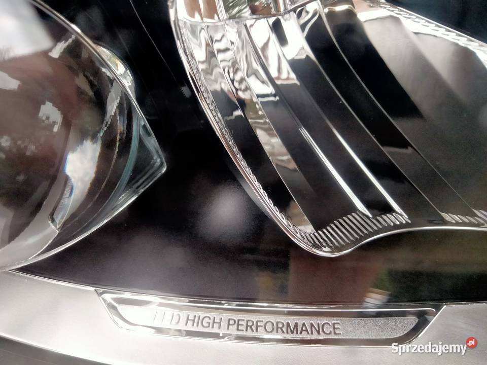 MERCEDES C klasa W205 prawa lampa led full