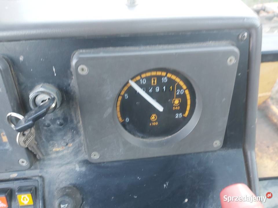 Koparko Ładowarka Ford 675D Holland Rok produkcji 1995 sprzedam