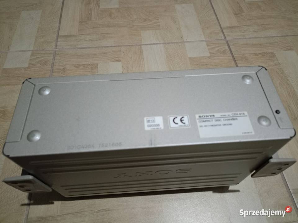 Zmieniarka SONY CDX616 na 10 płyt CD