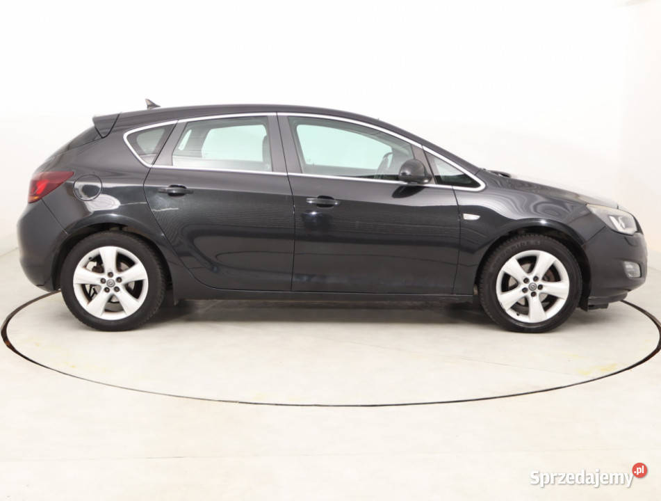 Opel Astra 14 T