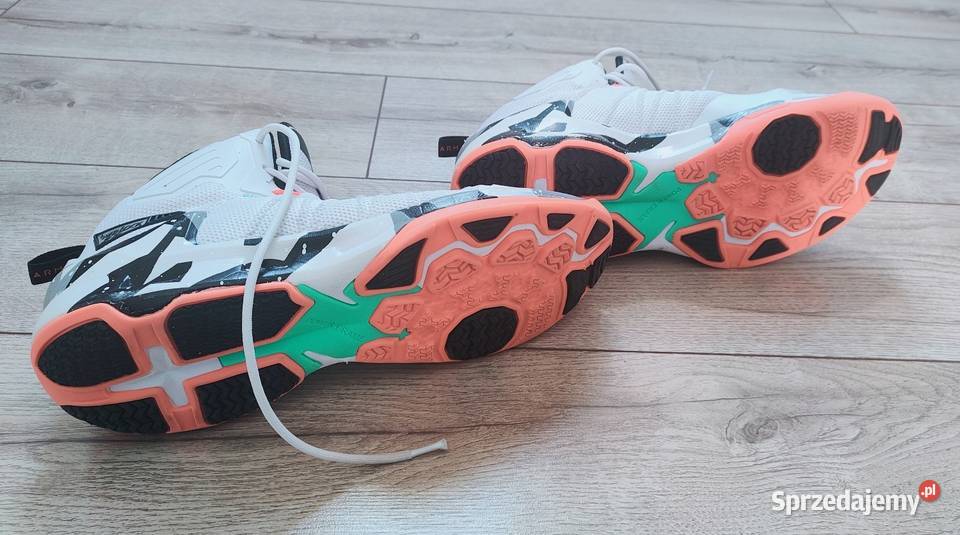 Wygodne Buty TARMAK rozmiar 47 i 305 wkładka