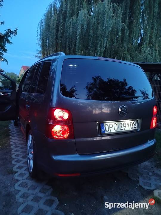 Volkswagen touran 20 tdi 140 BMM 2006r 313 4/5