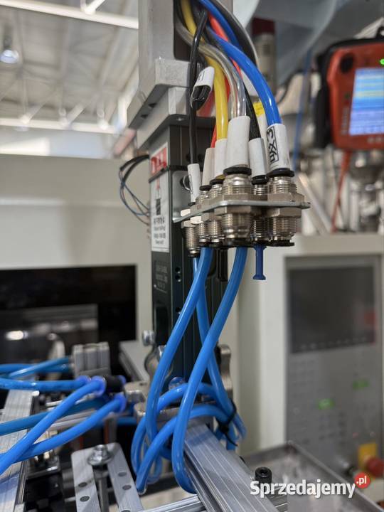 Robot 3 osiowy do wtrysakrki do 260 ton Łowicz sprzedam