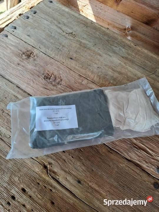 Spadochron wojskowy makieta wielkopolskie Kalisz