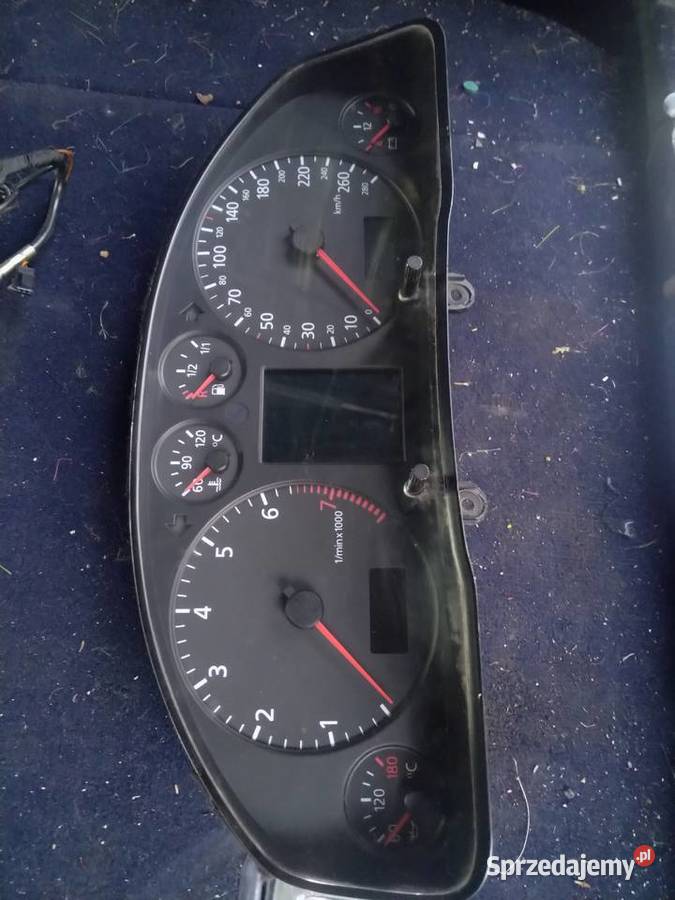 Zegary licznik audi A6 C5 4B0920931E osobowe Istebna