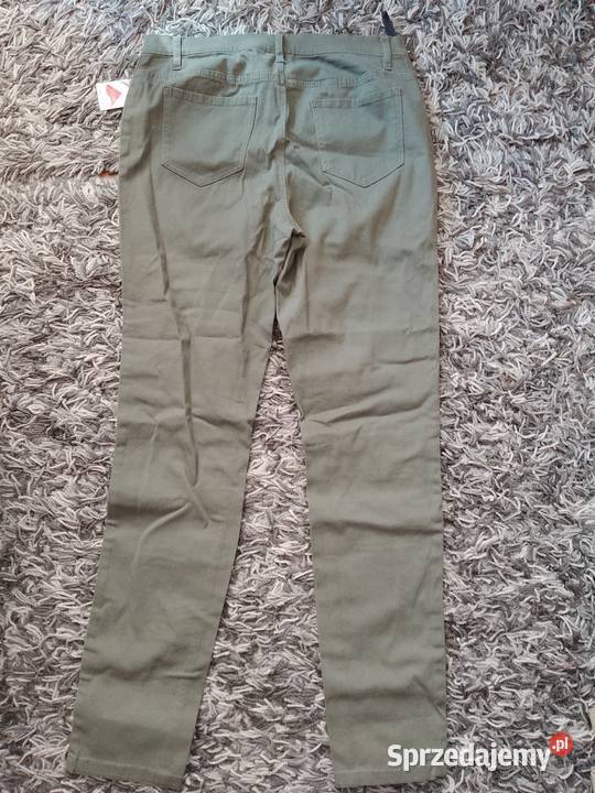 Spodnie z przetarciami dziurami khaki