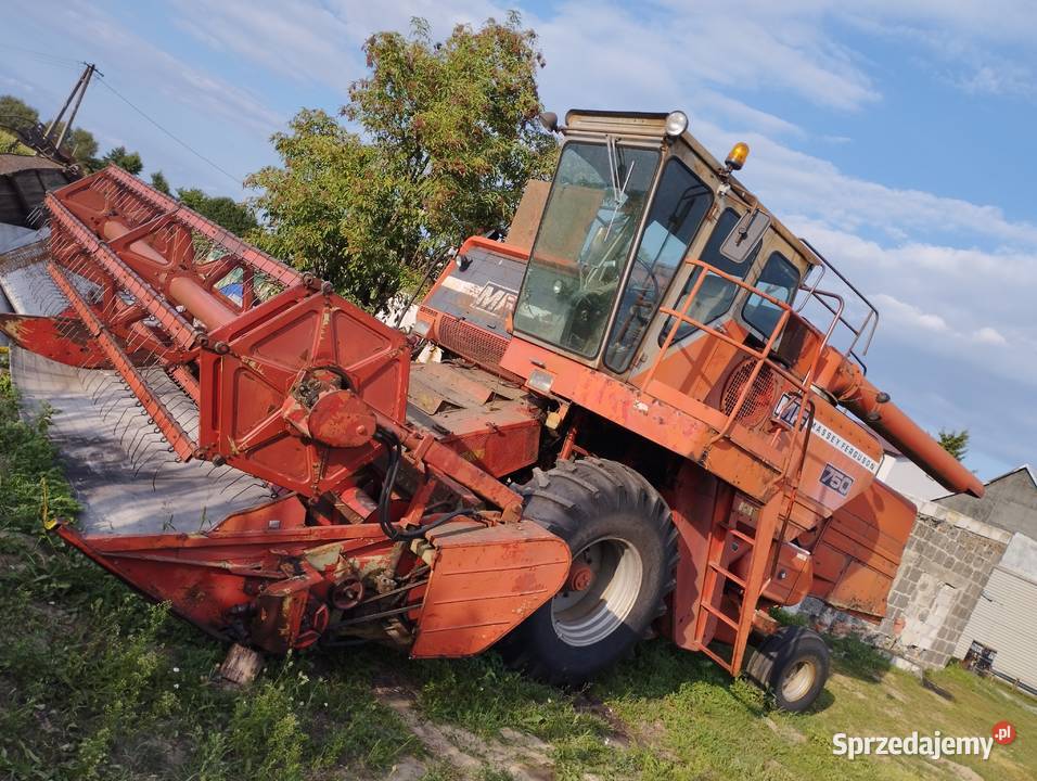 Sprzedam kombajn zbożowy MF 750