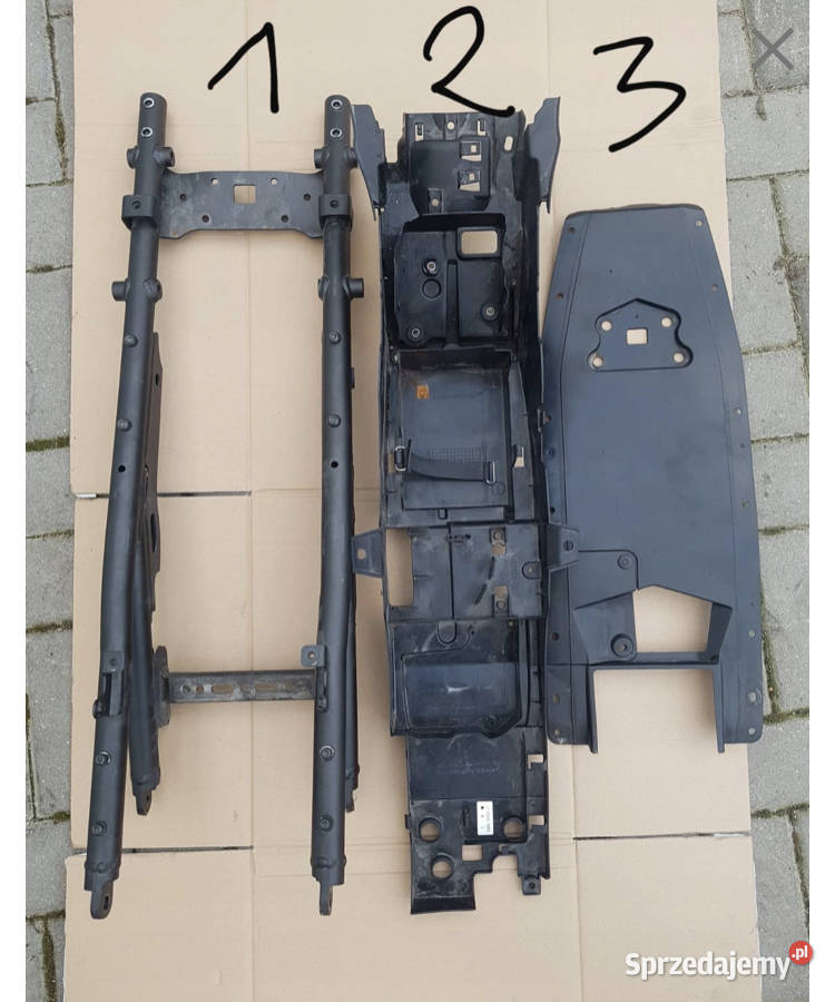 Yamaha MT09 Tracer stelaż tył wypełnienie Lwówek