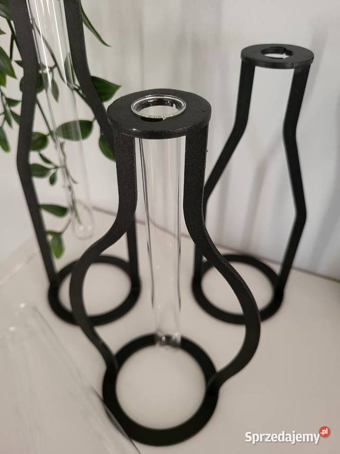 Wazoniki na trawe pampasową w metalowej ramie 3