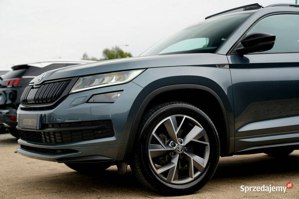 koda Kodiaq SPORTLINE acc kamera FUL LED skóra pełny VAT
