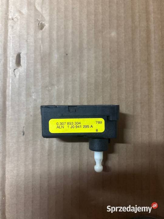 SILNICZEK LAMPY VW 0 307 853 304 osobowe Józefów sprzedam