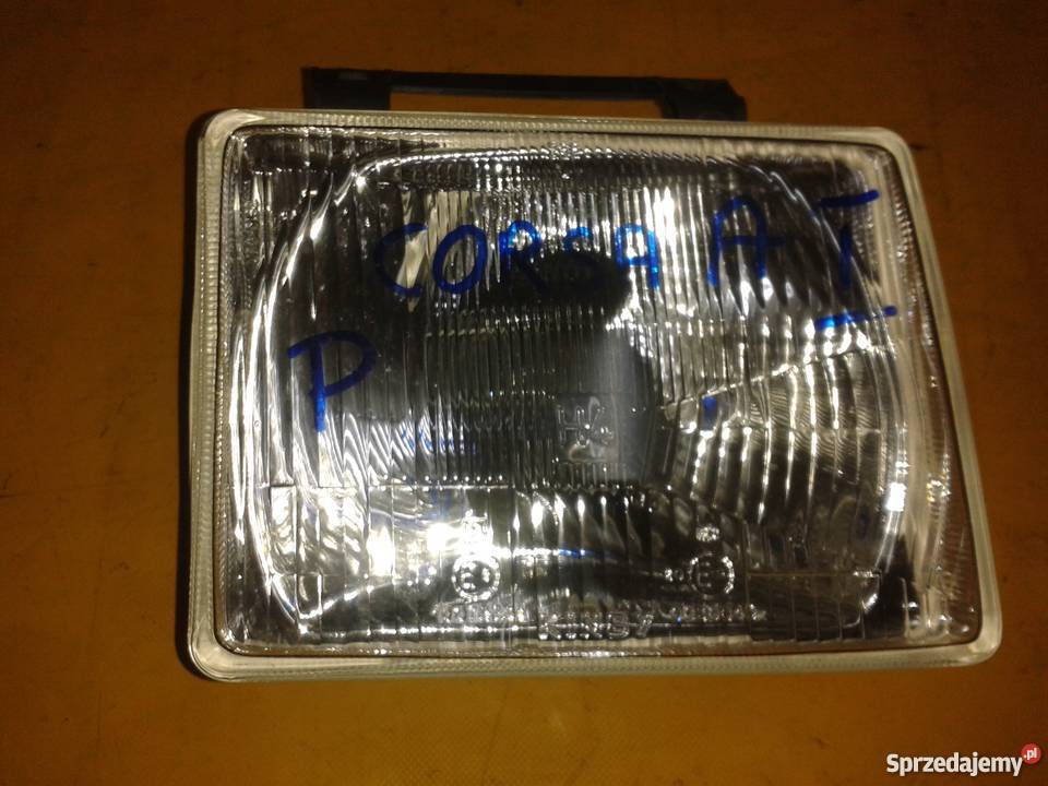 lampa przód prawa Opel Corsa A r8290 nowa Valeo Piotrków Trybunalski
