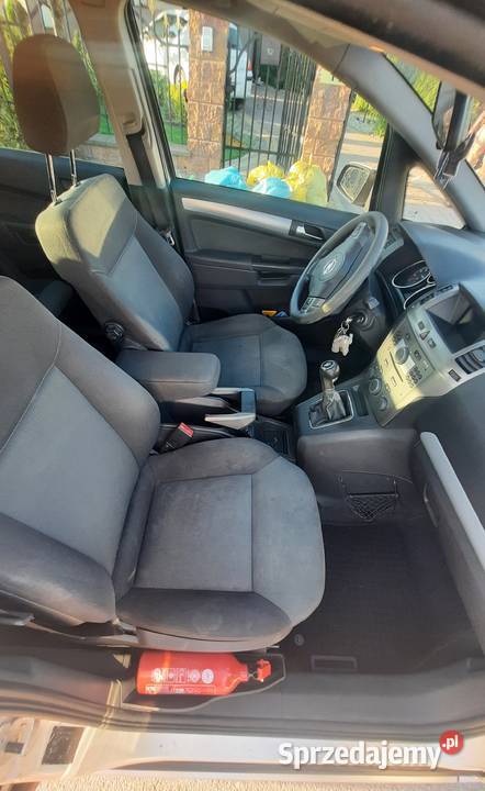 Opel zafira b 2006r 18 bg Kielce sprzedam