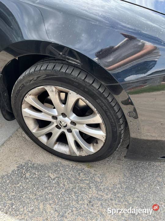 Syndyk sprzeda samochód Skoda Superb 2014 146 Pruszcz Gdański