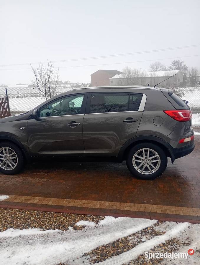 ładna kia sportage tempomat Widawa