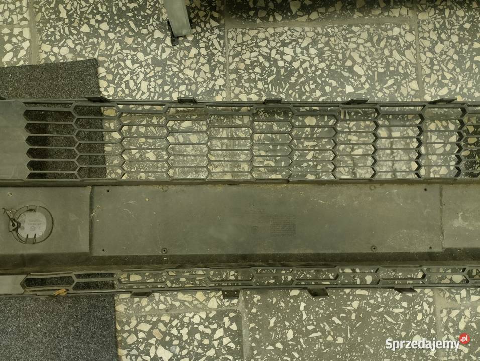 Atrapa środkowa grill Fiat 500 L 2012 Nowy Sącz sprzedam