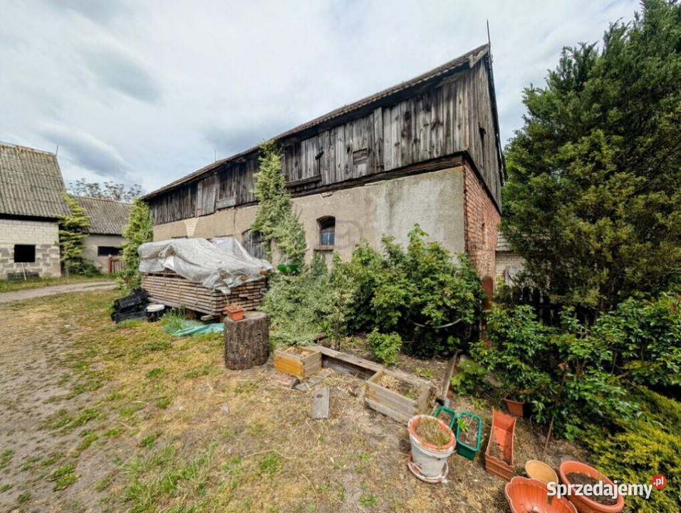 Duży przedwojenny dom jednorodzinny Pławin