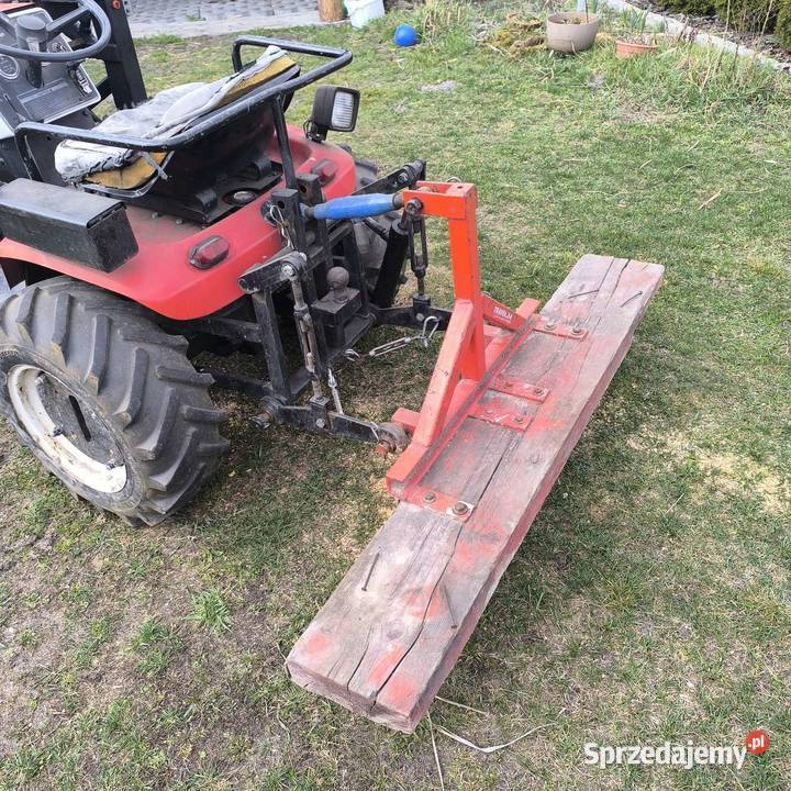 Traktorek ogrodniczy z osprzętem Łękawa