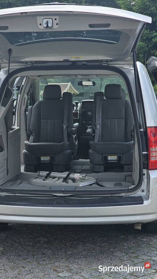 Crysler TownCountry LPG mały przebieg automatyczna dolnośląskie Dobroszyce