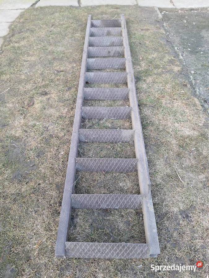 Drabinaschody metalowe z poręczą