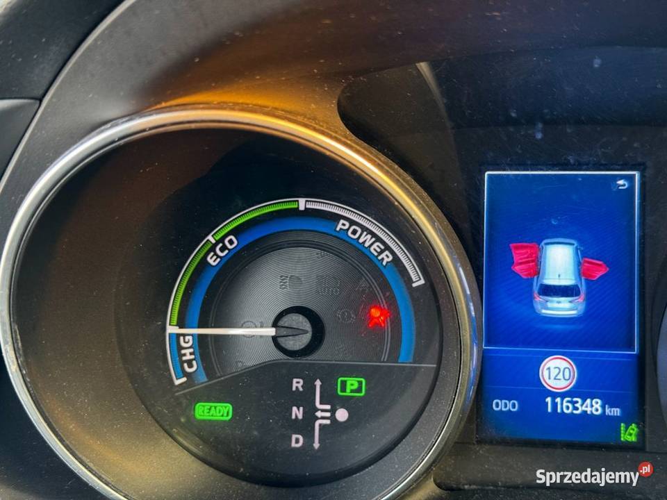 TOYOTA AURIS II 18HYBRYDA 2017R Auris Tarnów