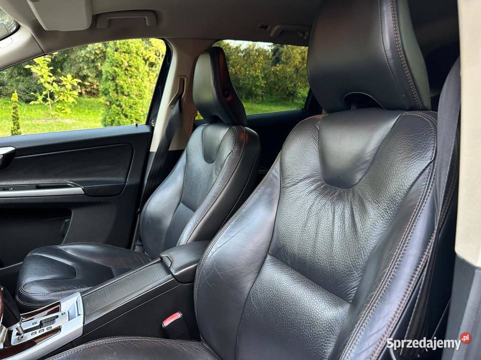 Volvo XC60 20 Benzyna Automat Skóry Navi 1999cm3 Szczecin