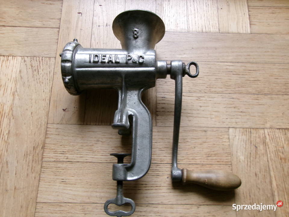 Maszynka ręczna do mięsa 8 sprawna Legionowo sprzedam