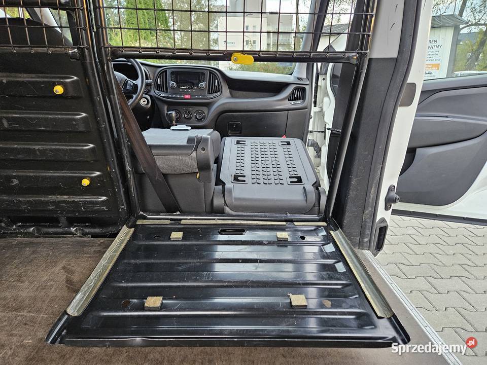 Fiat Doblo Cargo Maxi 201819 16 MJ 105 salon Rzeszów