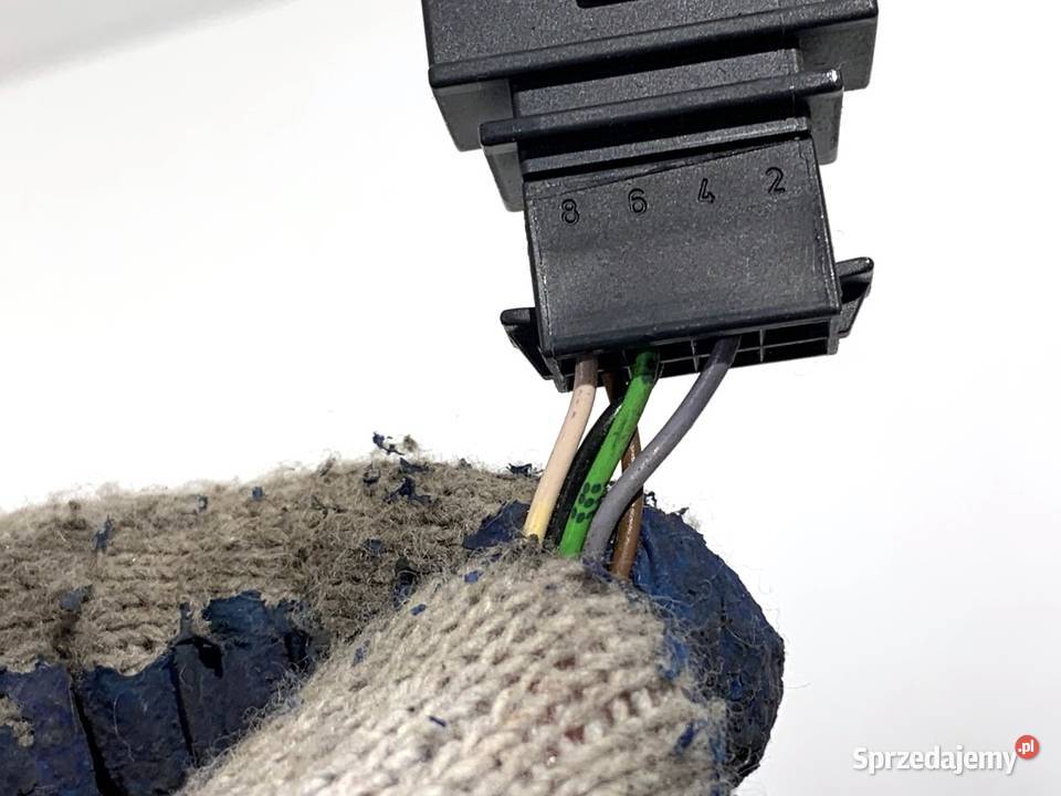 LUSTERKO PRAWY SKODA FABIA II Hatchback 0614 osobowe