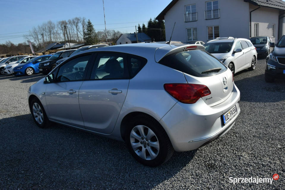 Opel Astra 14B 2015r 149 Sprowadzony Opłacony J Majdan Sieniawski